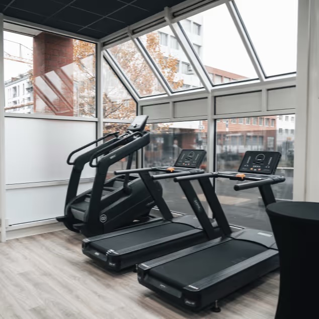 GET FIT Studio Köln — Trainingsfläche